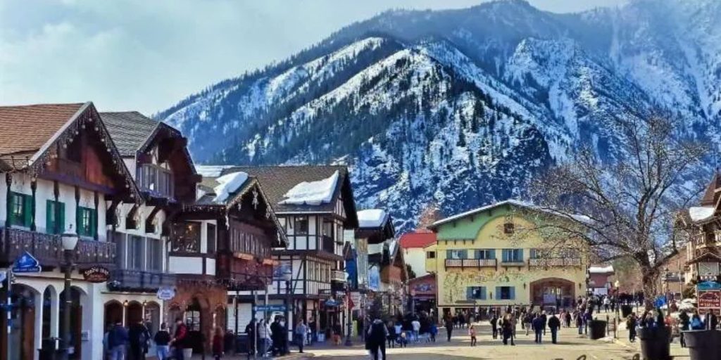 Discover the Ultimate Small-town Winter Charm in Leavenworth, Wa