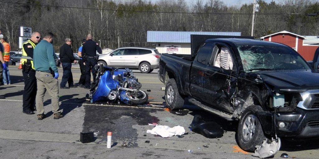 Head-on Collision Between Classic Vehicles in South Carolina Leaves One Motorcyclist Dead