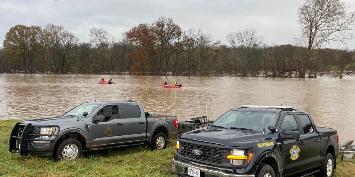 Missouri Couple Among 5 Dead as Flash Floods Devastate State, Sweeping Away Cars