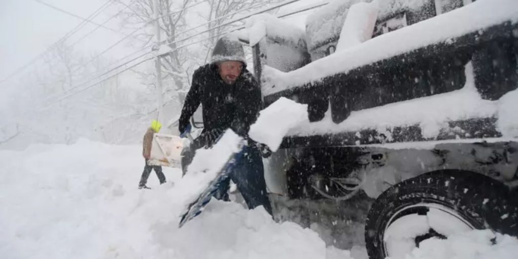 Oklahoma’s Black Mesa State Park Hit With Winter Storm Warning, Snowfall Increases