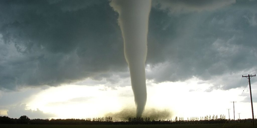 Severe Thunderstorms, Hail, and Funnel Clouds Likely Across Gulf States as Cold Front Moves in