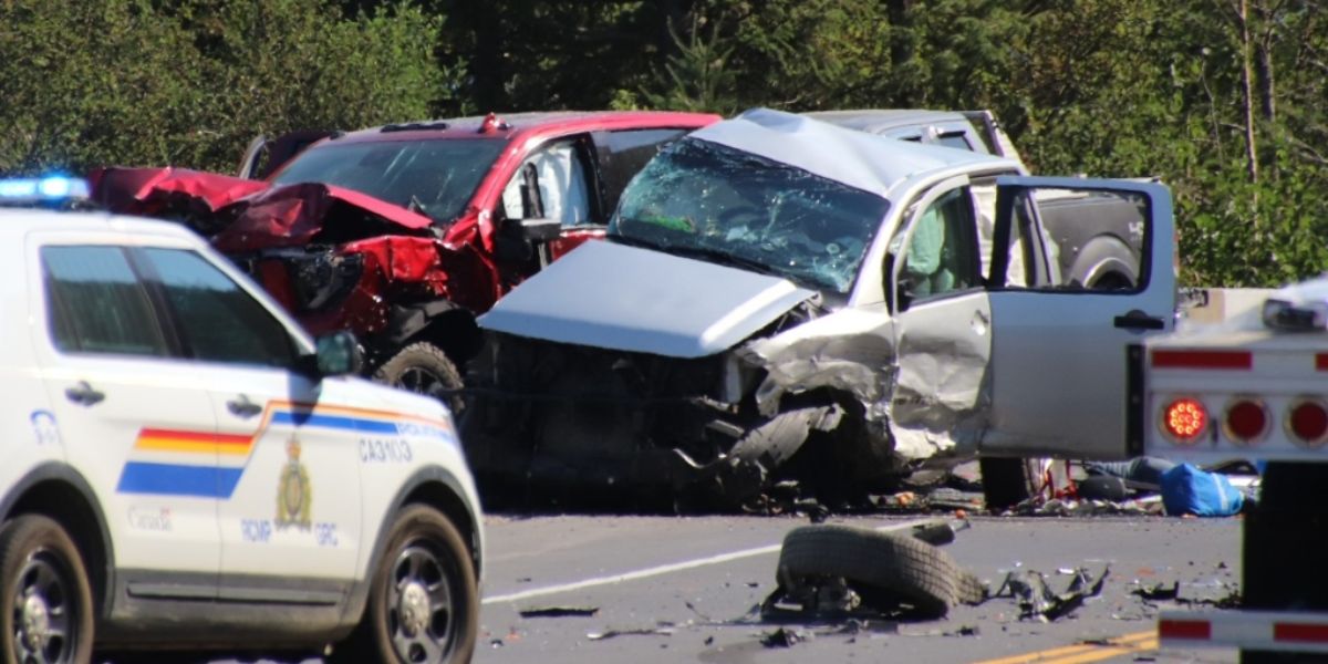 Two Men Seriously Hurt on I-35 After Deer Hit Causes Rear-end Crash