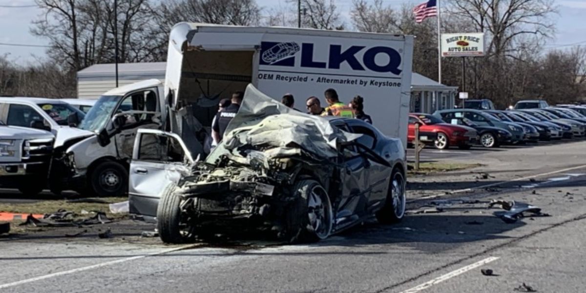 One Dead in Multi-vehicle Crash on Nw Broad Street in Murfreesboro, Authorities Confirm