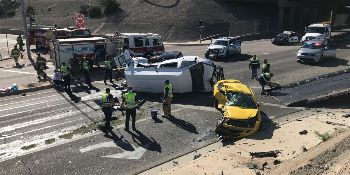 Tragic Three-vehicle Accident in Orange Grove Leaves One Dead, Others Injured